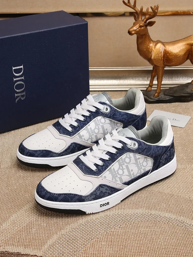 Dior Sneakers B27 low-top with Oblique side panels product detail image 14