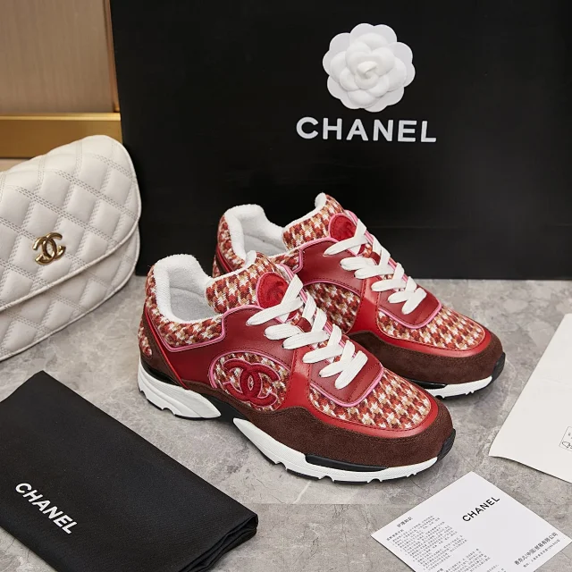 Chanel Sneakers Chunky lace-up with interlocking CC logo product detail image 18