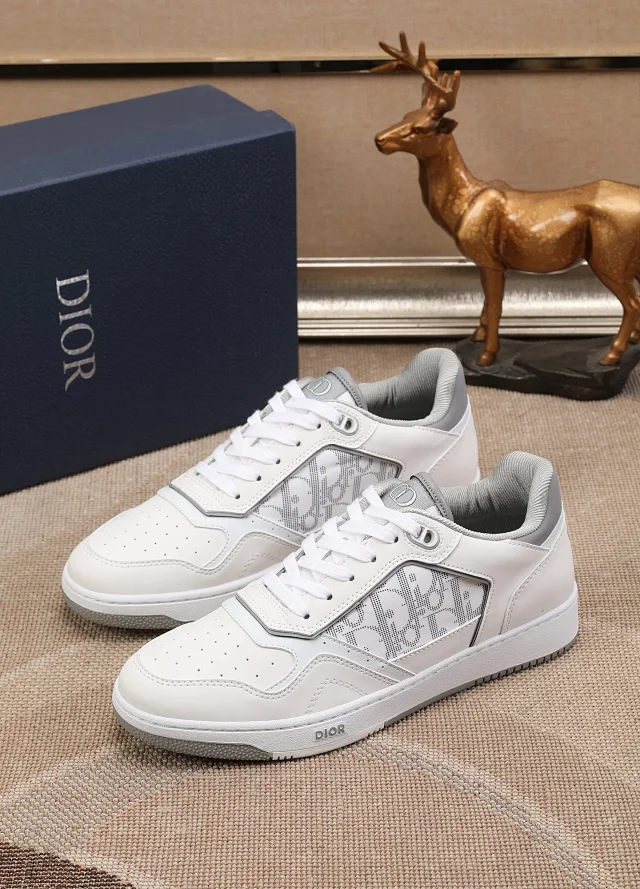 Dior Sneakers B27 low-top with Oblique side panels product detail image 32