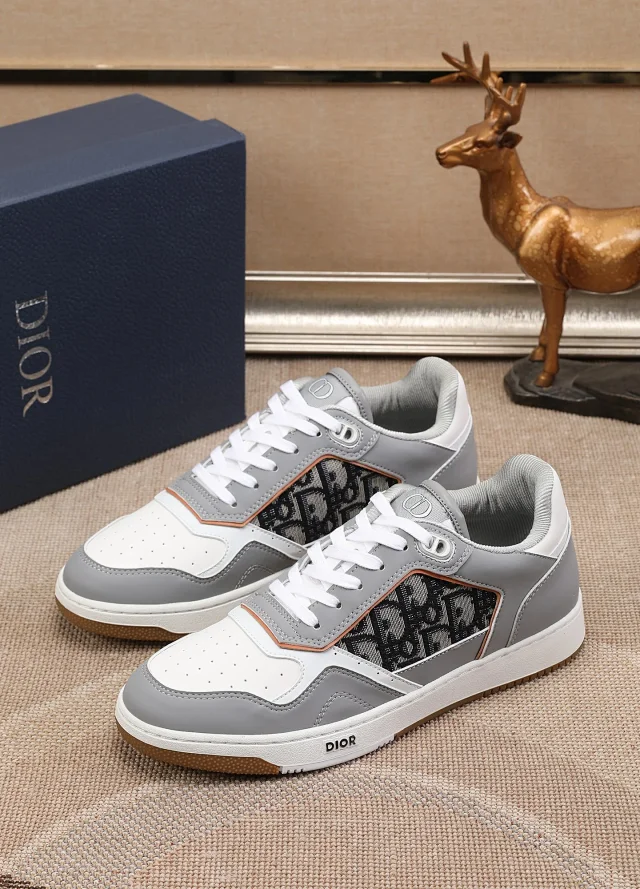 Dior Sneakers B27 low-top with Oblique side panels product detail image 31