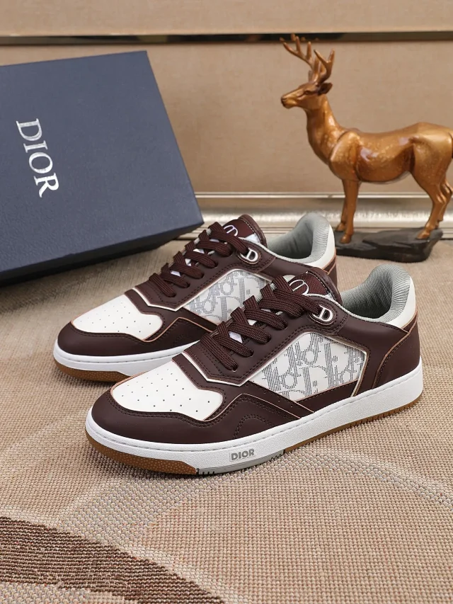 Dior Sneakers B27 low-top with Oblique side panels product detail image 3