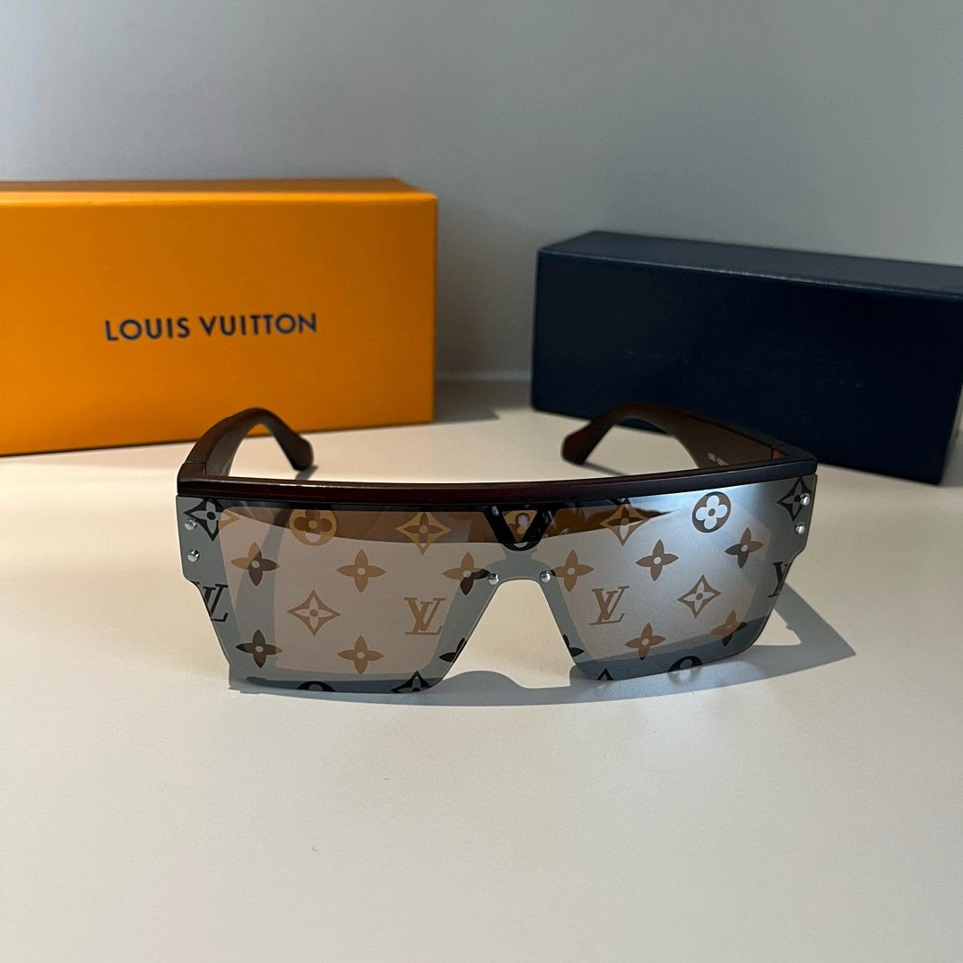 Versace Medusa Icon Black and Gold Sunglasses - 31