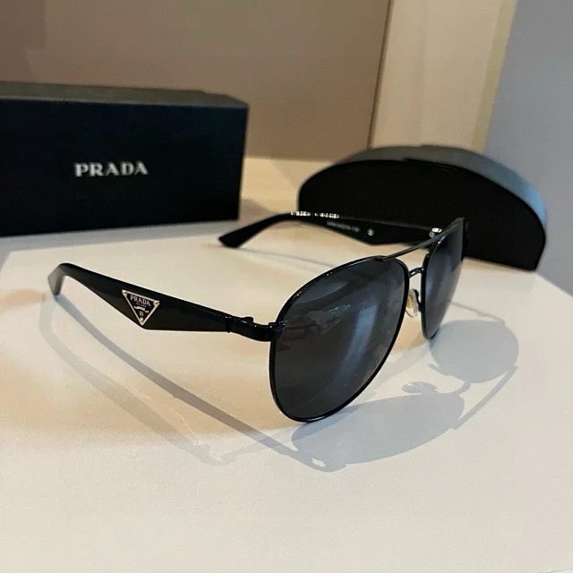 Louis Vuitton Eyewear Sunglasses product detail image 48