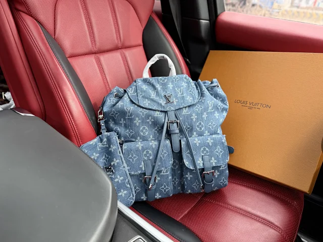 Louis Vuitton Backpacks Monogram and Damier Check Backpack Styles product detail image 33