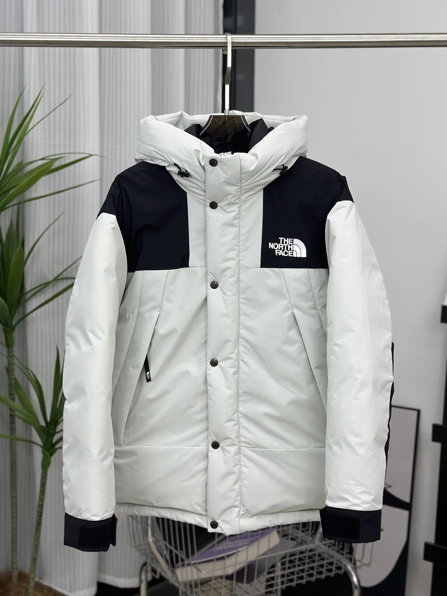 90冲锋衣羽绒服【 灰白 】