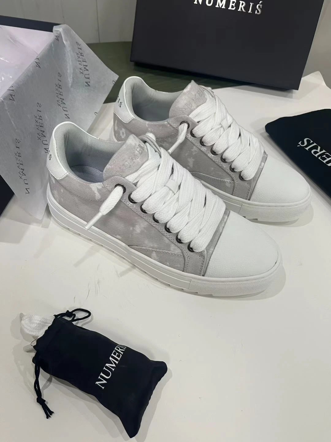 n*u*m*e*r*i*s Digital High Quality Casual Board Shoes