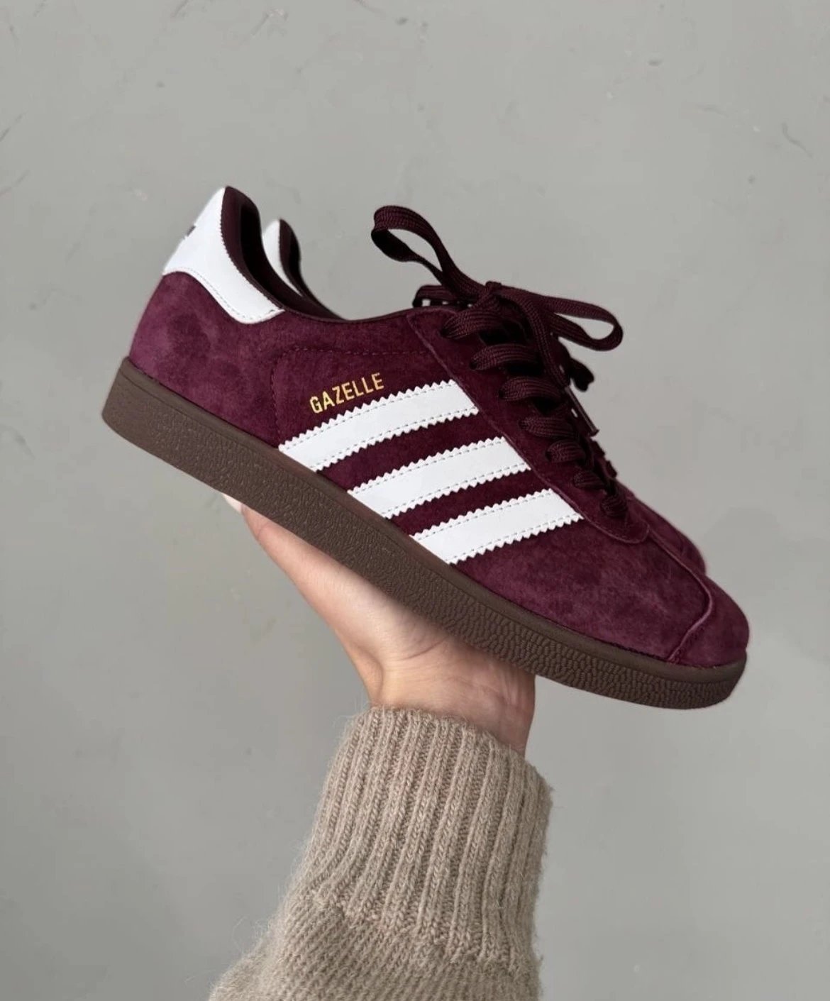 wine red
