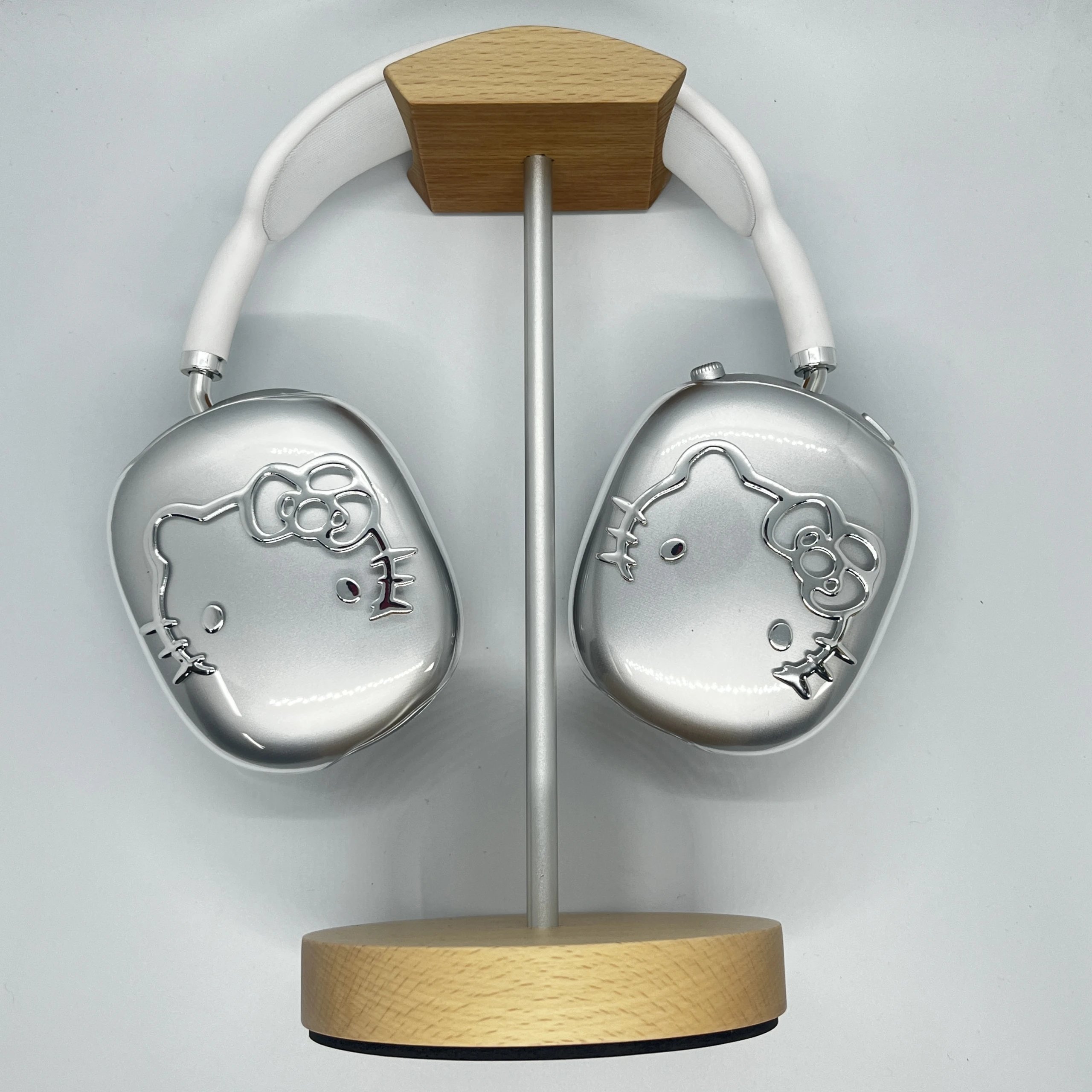 AirPods Max Accessories - Hello Kitty