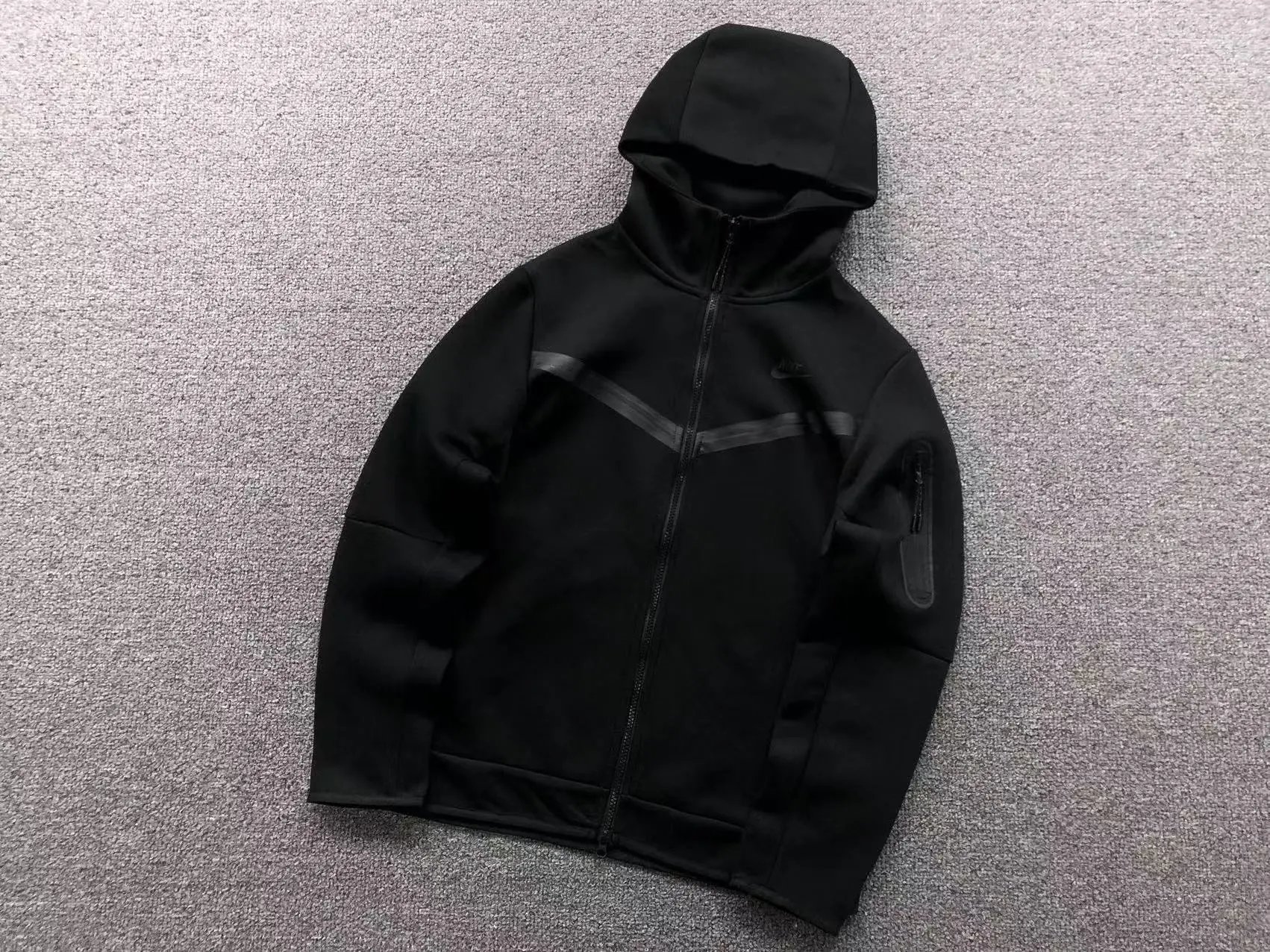 Nike Tech Fleece Full-Zip Hoodie Black Outerwear - 1