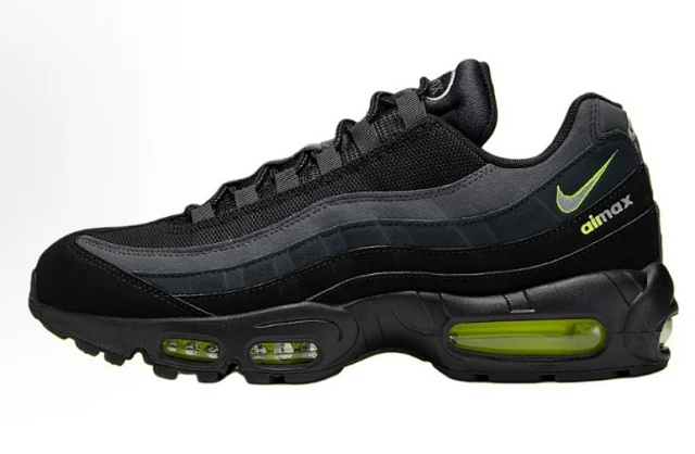 Nike Sneakers Lace-Up with Visible Air Cushioning product detail image 12