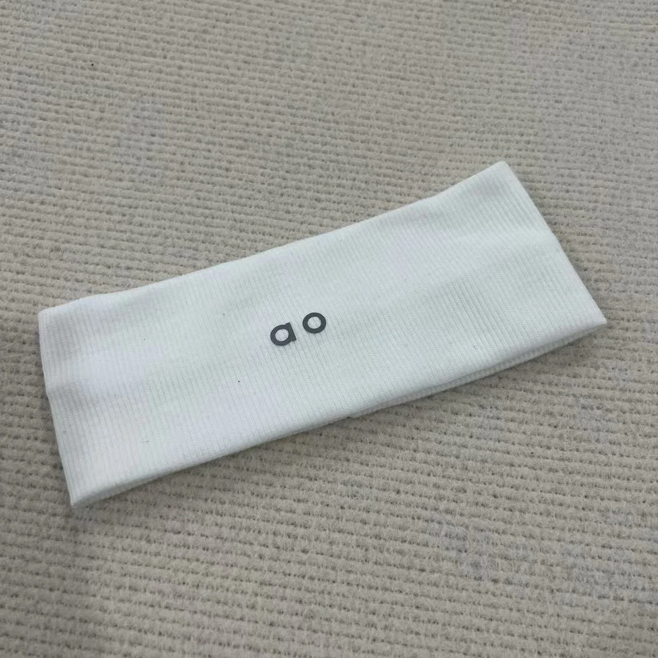 Alo yoga headband