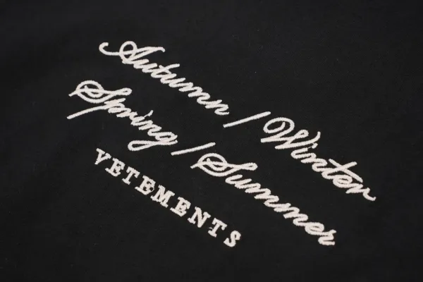 Vetements Autumn / Winter Spring / Summer Black T-Shirt - 7