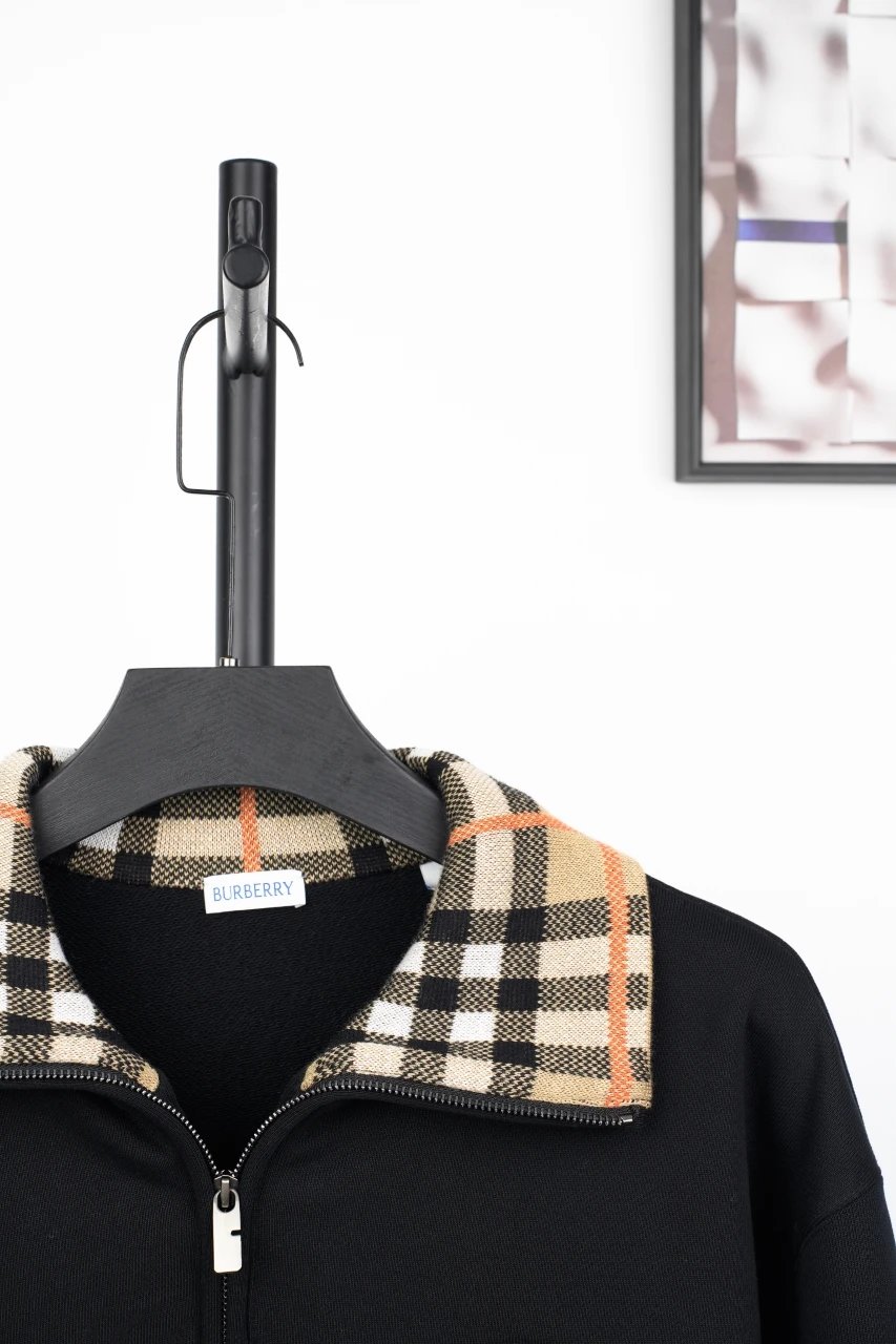 Burberry Half-Zip Sweatshirt with Iconic Check Collar Black - 5