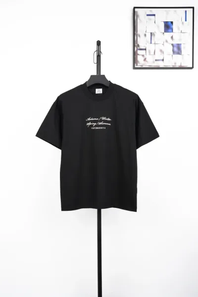 Vetements Autumn / Winter Spring / Summer Black T-Shirt - 1