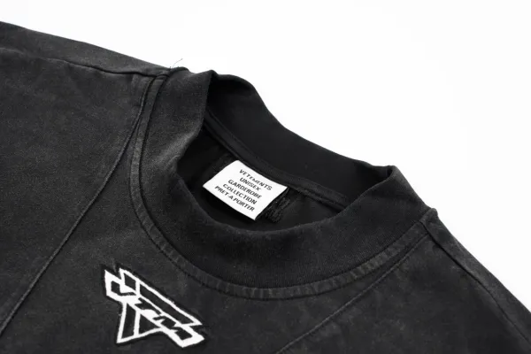 Vetements Logo Print Washed Black T-Shirt - 8
