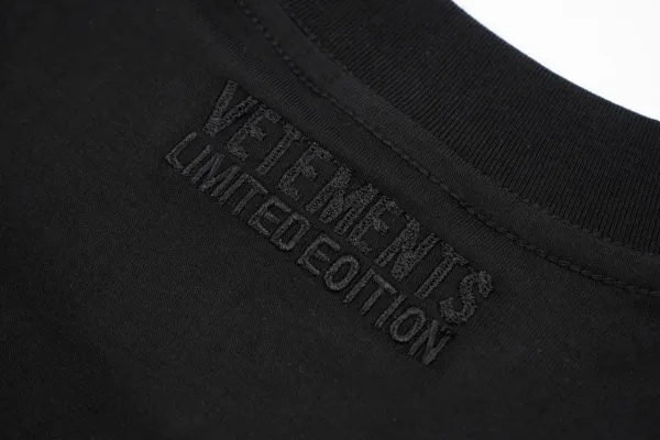 Vetements Autumn / Winter Spring / Summer Black T-Shirt - 4