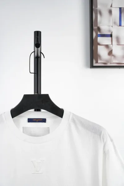 Louis Vuitton Monogram Embroidered White T-Shirt - 9
