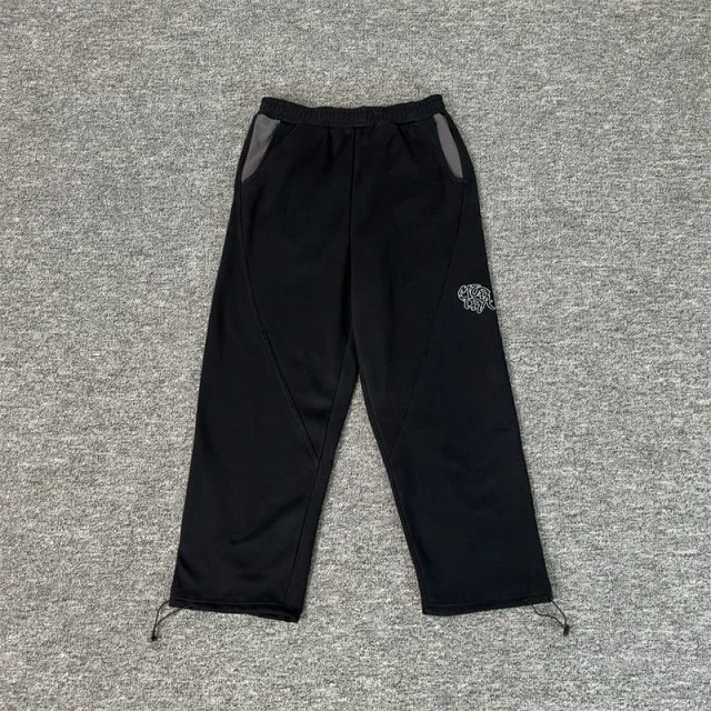 Corteiz Tracksuits Logo Tracksuit with Contrast Piping product detail image 3