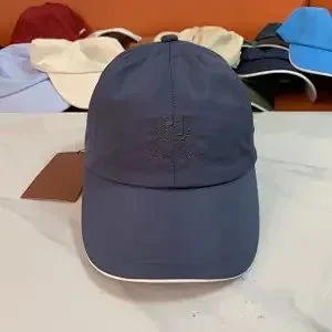 Burberry Hats Baseball Cap with Embroidered Equestrian Knight Logo product detail image 8