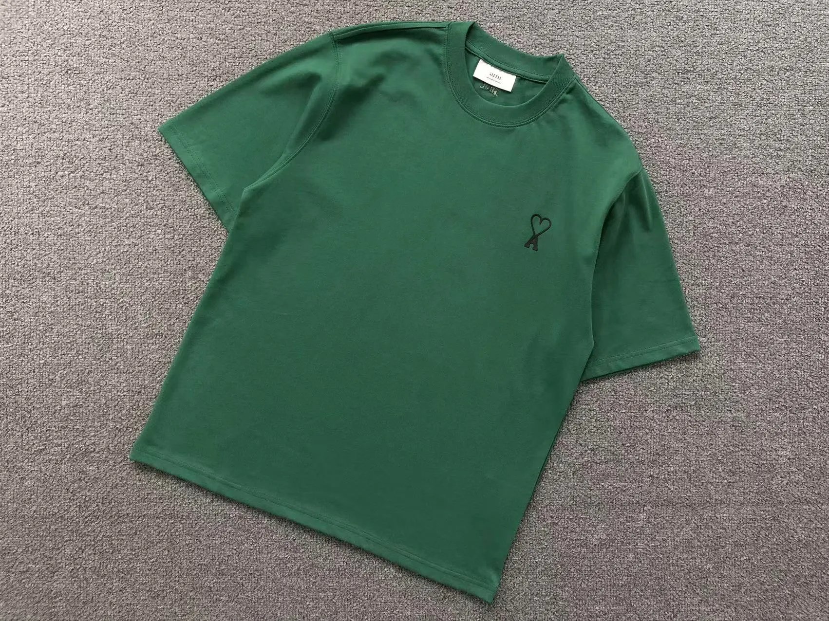 Ami Paris Tees with Small Logo — dark green 2616 colorway — USFans Spreadsheet photo