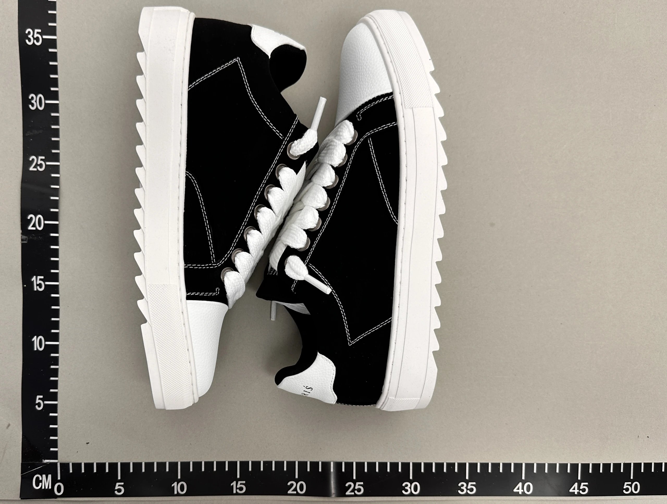 Numeris Atelier Acrylic Black Shoes — 3 colorway — USFans Spreadsheet photo