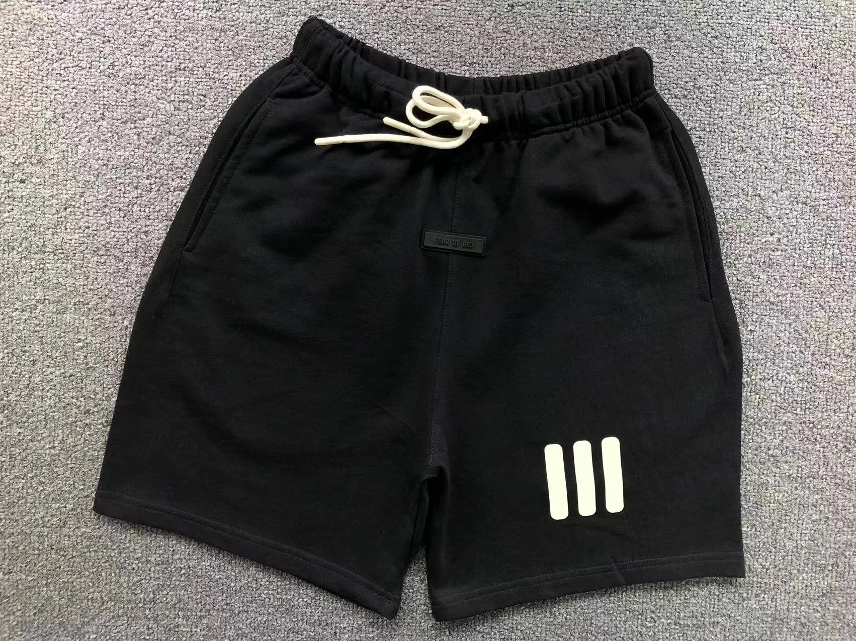 Essentials Shorts — 9 colorway — USFans Spreadsheet photo