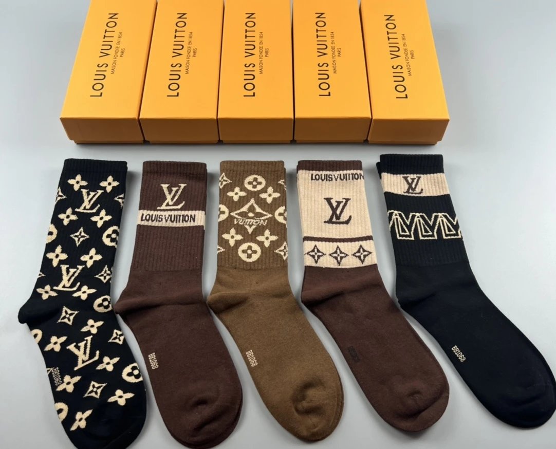 Versace Logo Socks Set in Black, White, Gray, and Navy - 8