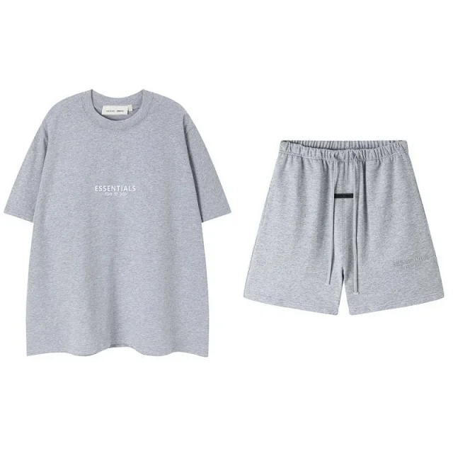 Fear of God Matching Sets Essentials logo crewneck T-shirt and shorts set product detail image 5