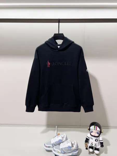 Moncler Embroidered Logo Hoodie Black - 1