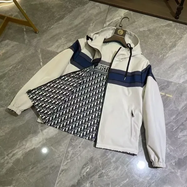 Dior Oblique Reversible Windbreaker Jacket White / Navy Outerwear.windbreaker - 1