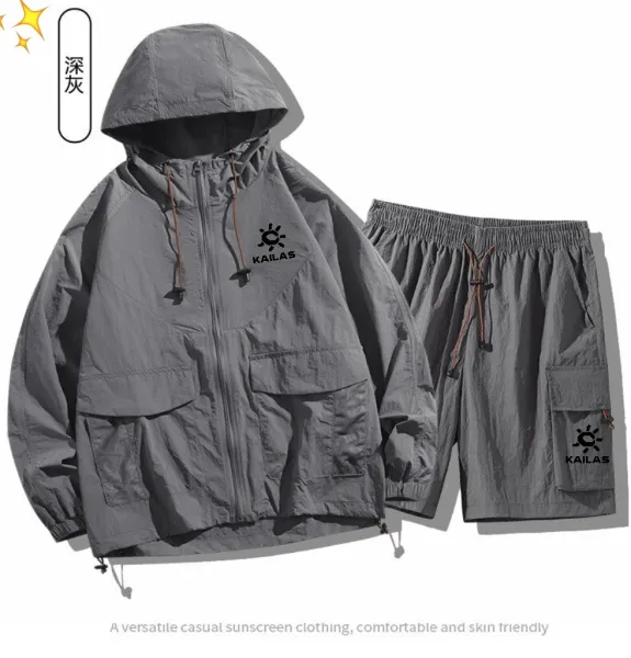Descente Windbreaker Set Gray with Purple Accents Outerwear Set - 7