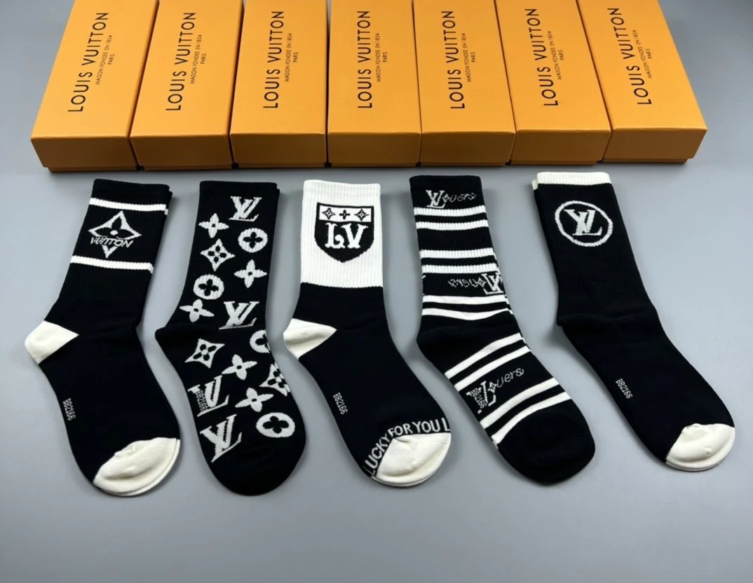 Versace Logo Socks Set in Black, White, Gray, and Navy - 10