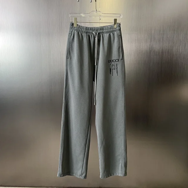 Gucci Tracksuits Crewneck sweatshirt and drawstring straight-leg pants set with logo print product detail image 10