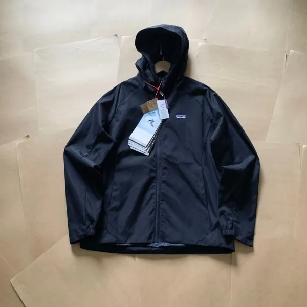Patagonia Trespasser Windbreaker Black Jacket Outerwear.windbreaker - 1