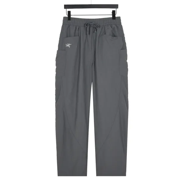 Prada Cargo Pants Black - 12