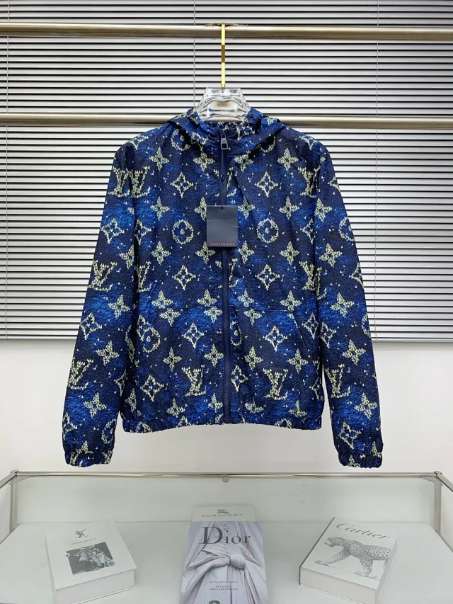 Balenciaga Jackets Zip-Up Windbreaker product detail image 8