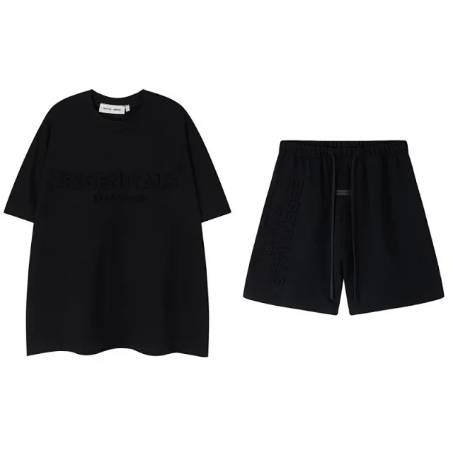 Fear of God Matching Sets Essentials logo crewneck T-shirt and shorts set product detail image 13