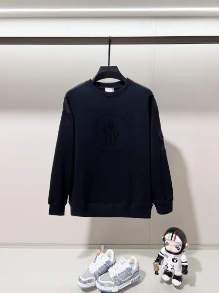 Moncler Monestier De Clermont Embossed Logo Black Hoodie - 1