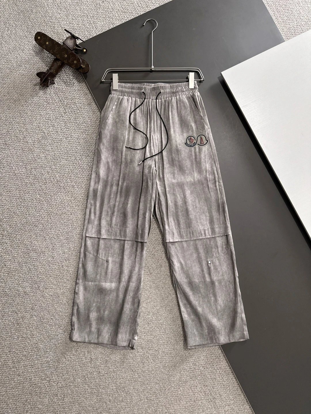 Versace Cargo Pants Light Gray - 6