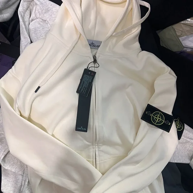 Stone Island Knitwear Crewneck knit sweater with compass sleeve badge product detail image 11