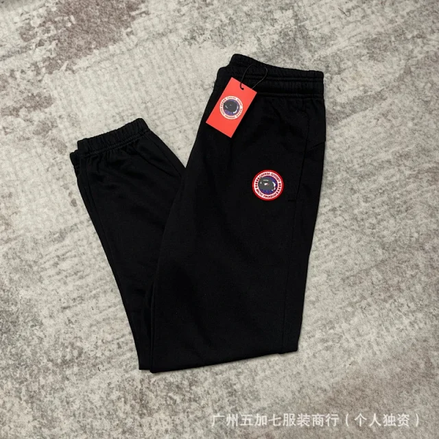 Canada Goose Matching Sets Logo-Patch Sweatshirt and Jogger Set product detail image 5