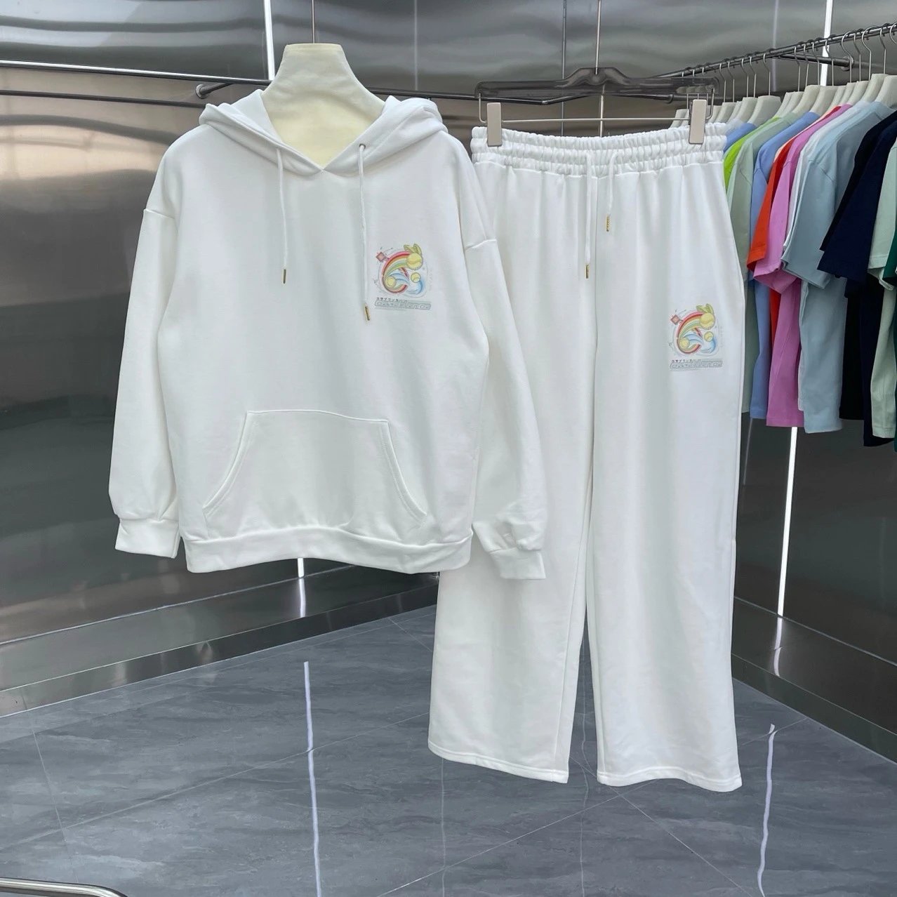 Design Embroidered Dragonfly Strawberry Hoodie and Sweatpants Set Black - 7
