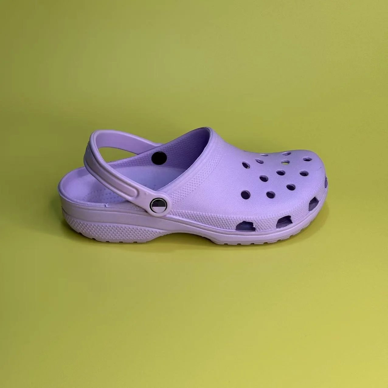 Crocs Classic Model Shoes — Celebrity purple colorway — USFans Spreadsheet photo