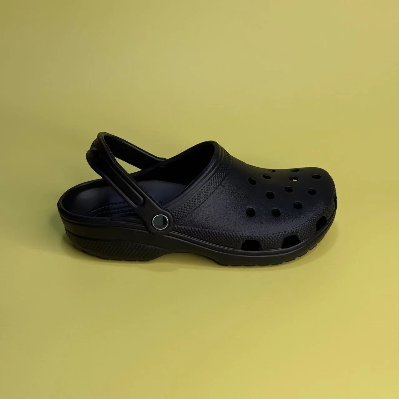 Crocs Classic Model Shoes — Celebrity black colorway — USFans Spreadsheet photo