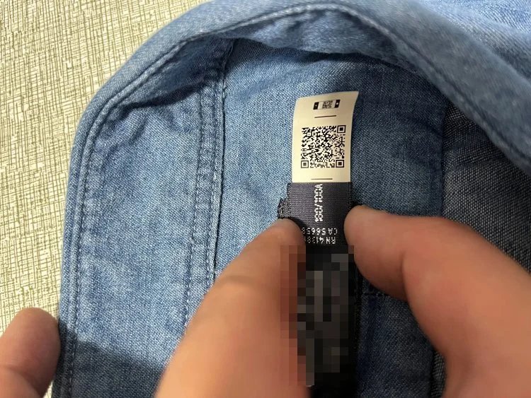 Denim Short-Sleeved Shirt photo 5