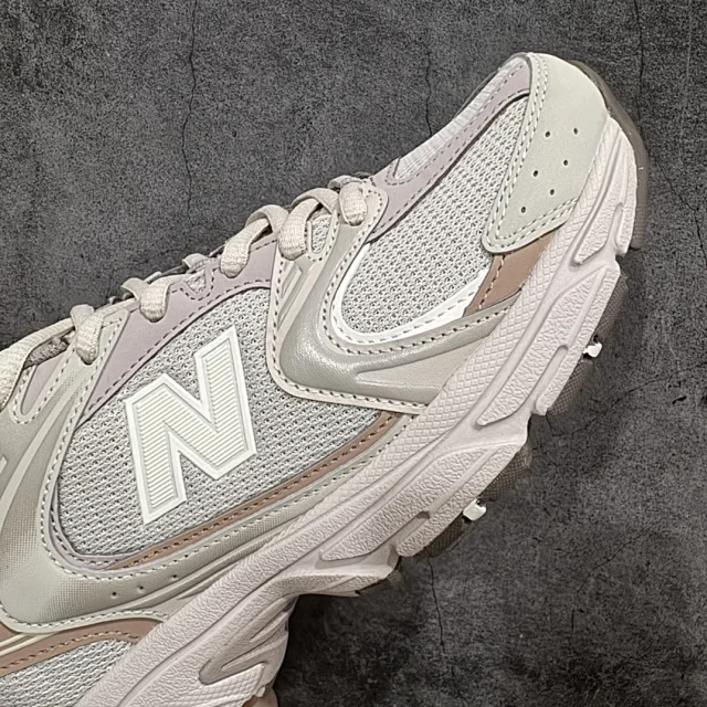 New Balance Sneakers 530 product detail image 6