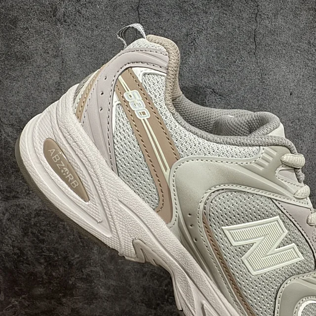 New Balance Sneakers 530 product detail image 7
