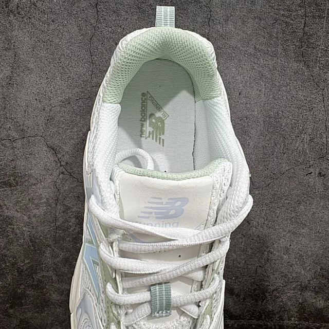 New Balance Sneakers 530 product detail image 17