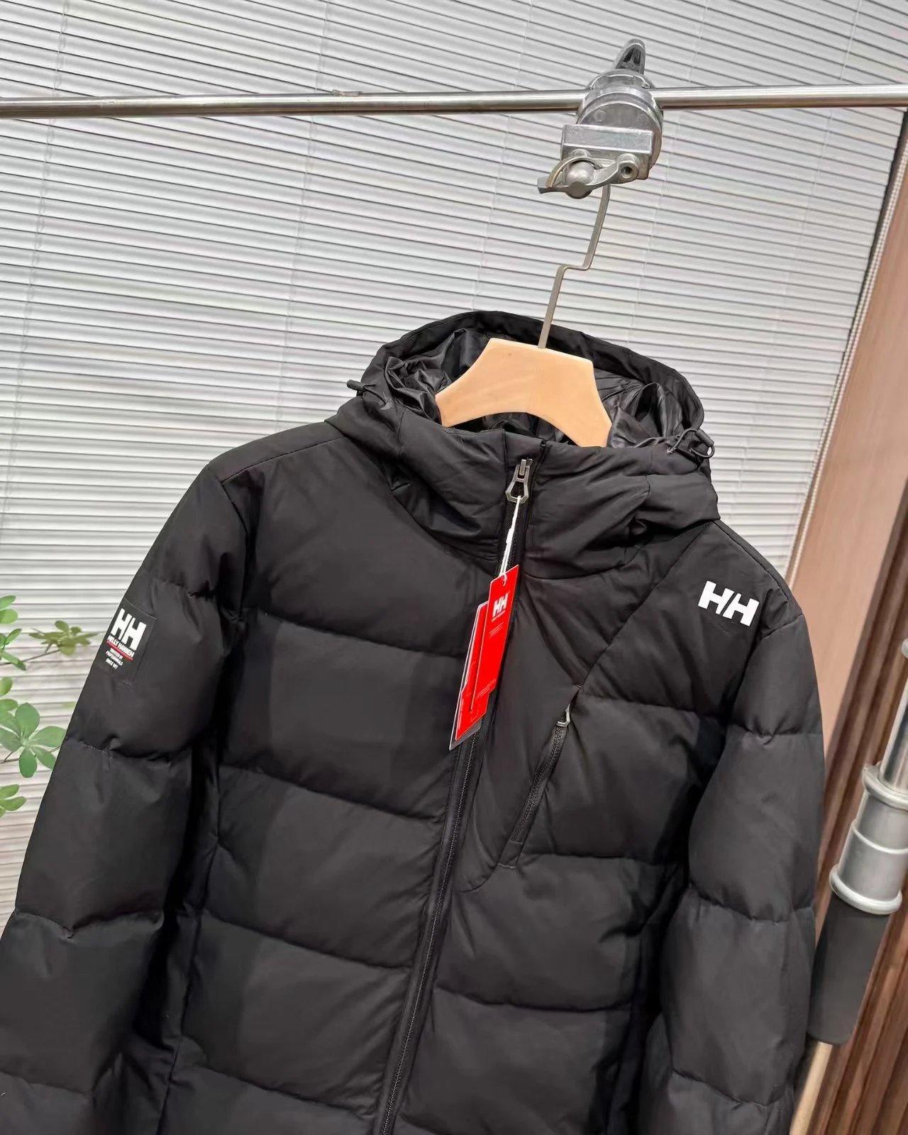 Design Helly Hansen Puffer Jacket Black Down-Jacket Down Jacket - 5