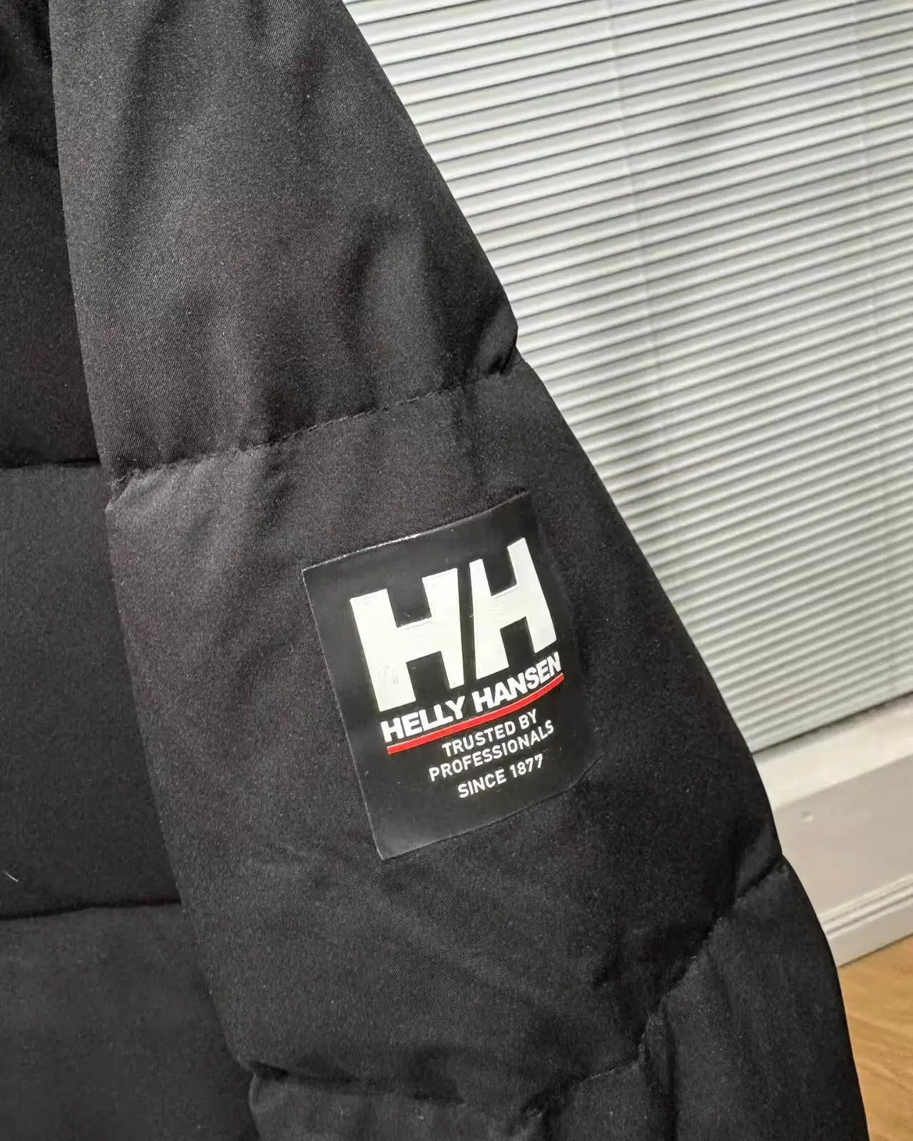 Design Helly Hansen Puffer Jacket Black Down-Jacket Down Jacket - 8